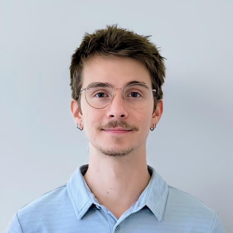 A headshot of Nathan Smith